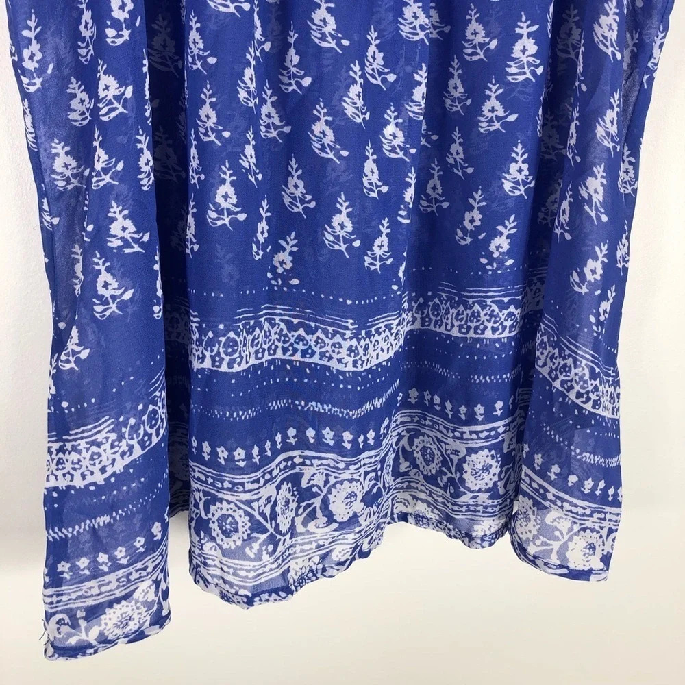Express | Sheer Floral Multi-Strap Sleeveless Top - Picture 3 of 7